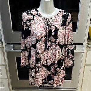 Yahada Black and Coral Geometric Tunic